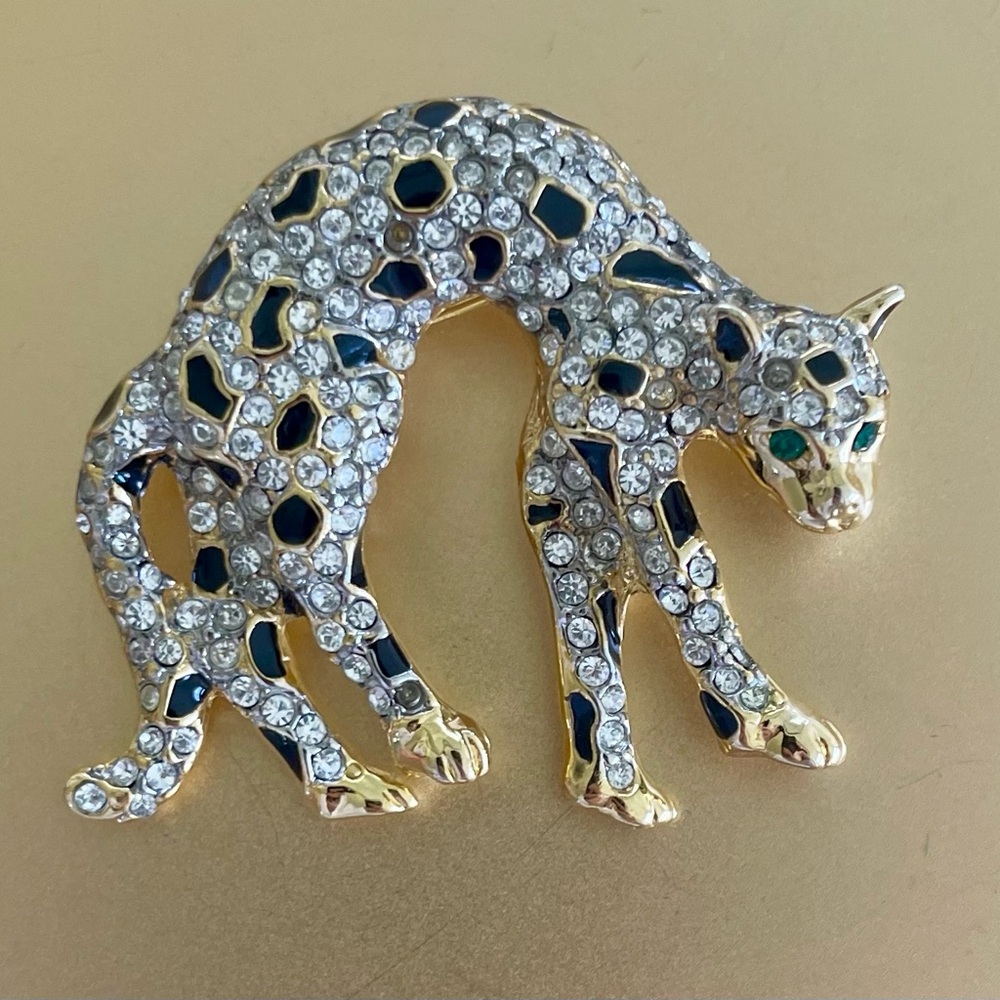 Vintage Gold Tone Leopard Pin with Crystal Accents